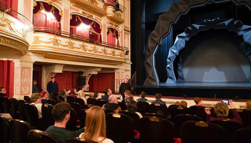 Zwiedzanie Opery Wrocławskiej podczas Operowego Labiryntu