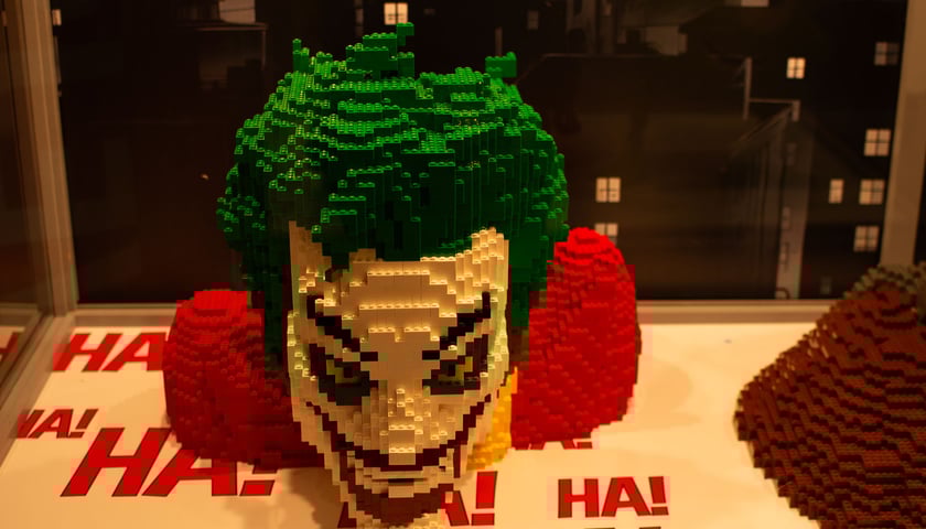 Powiększ obraz: Wystawa Budowli z Klocków Lego w Sky Tower