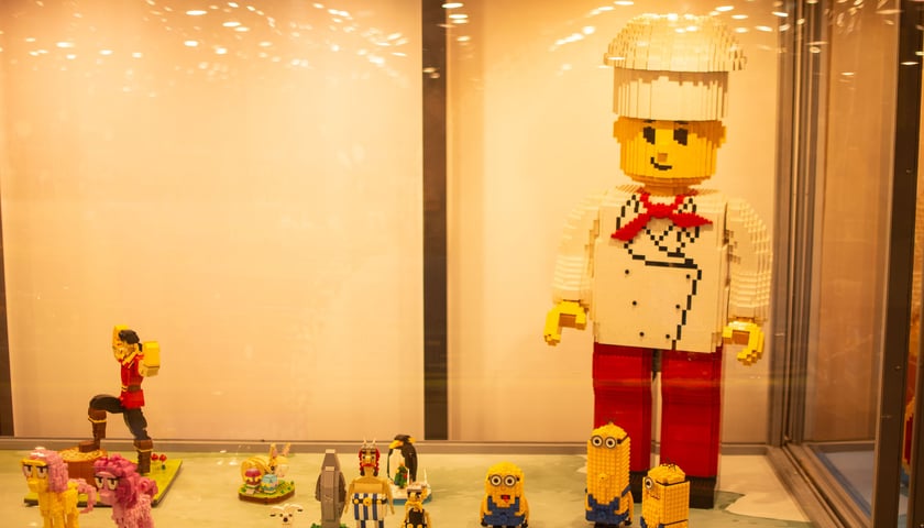Powiększ obraz: Wystawa Budowli z Klocków Lego w Sky Tower