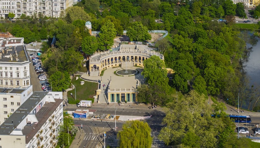 Powiększ obraz: Bastion Sakwowy we Wrocławiu