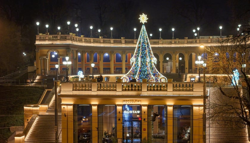 Powiększ obraz: Bastion Sakwowy we Wrocławiu