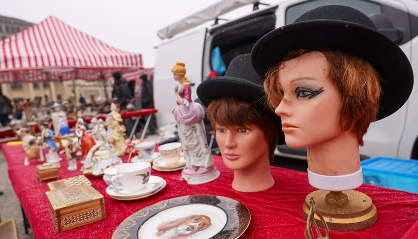 Powiększ obraz: Giełda staroci pod Iglicą, 24 stycznia 2026