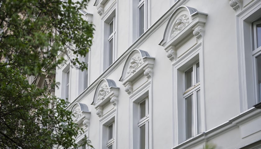 Powiększ obraz: Kamienica Jedności Narodowej 185