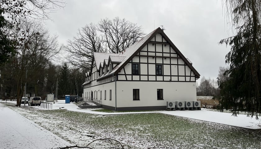 Budynek Stanicy Rowerowej w Żmigrodzie