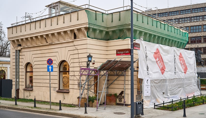 Powiększ obraz: <p>Budynek kordegardy z XVIII wieku</p>