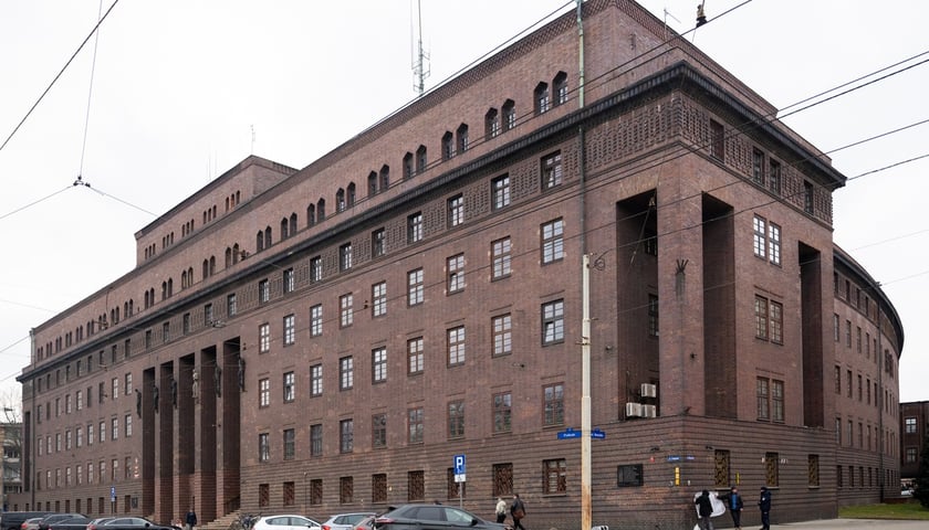 Podpisanie porozumienia  ws. budowy nowej komendy wojewódzkiej policji we Wrocławiu