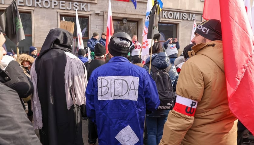 Powiększ obraz: Protest związkowc&oacute;w 20 lutego 2026