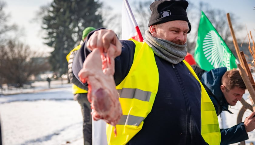 Powiększ obraz: Protest związkowc&oacute;w 20 lutego 2026