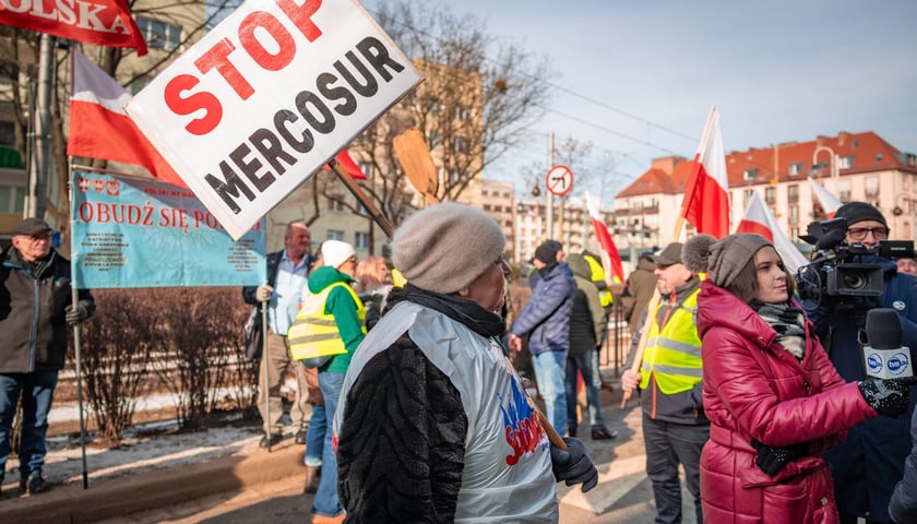 Powiększ obraz: Protest związkowc&oacute;w 20 lutego 2026
