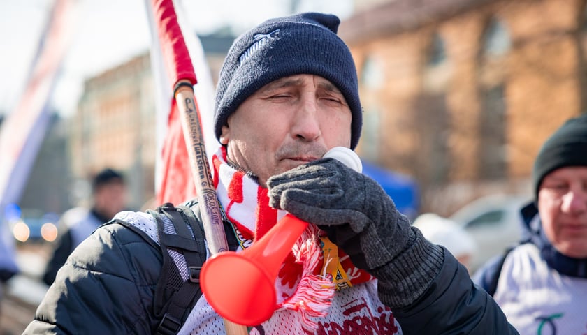 Powiększ obraz: Protest związkowc&oacute;w 20 lutego 2026