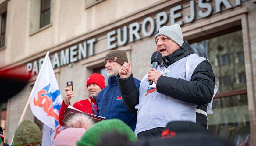 Powiększ obraz: Protest związkowc&oacute;w 20 lutego 2026
