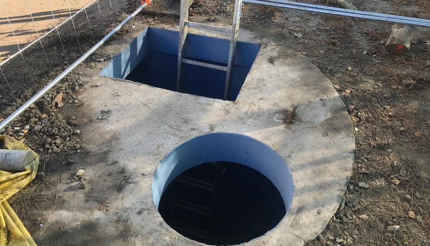 Nowe przyłącza i sieć kanalizacji sanitarnej na Brochowie