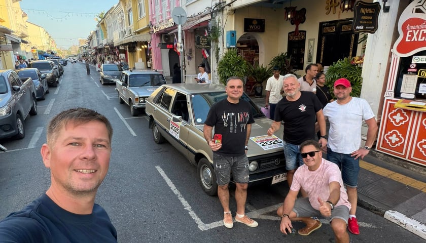 Powiększ obraz: Wyprawa "Z Ziemi Tajskiej do Polski"