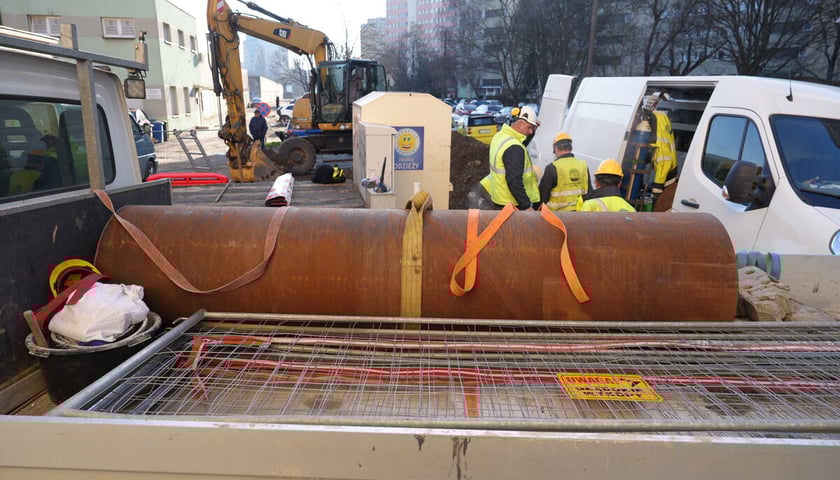 Usuwanie awarii ciepłowniczej przy ul. Lubuskiej. Wrocław, 28.02.2026