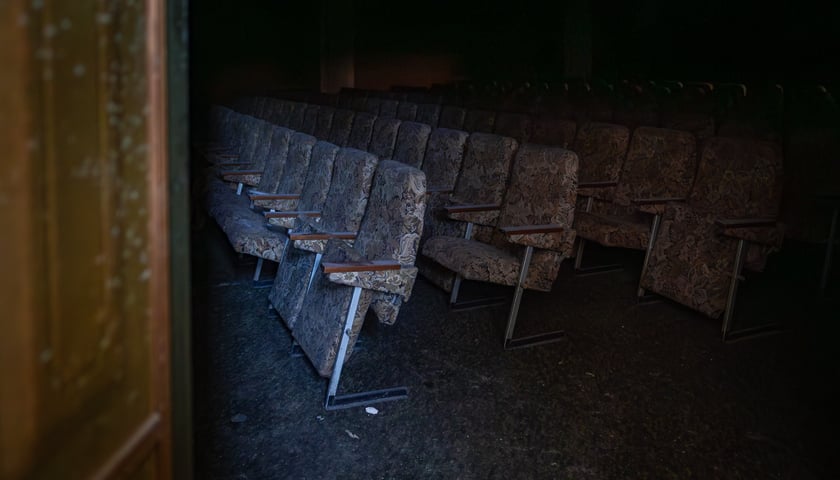 Powiększ obraz: Dawne kino Lw&oacute;w - tak wygląda dziś w środku