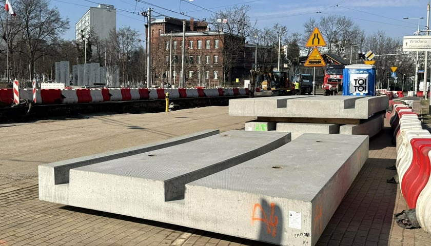 Powiększ obraz: Remont torowiska na ulicy Glinianej w rejonie skrzyżowania z Borowską&nbsp;