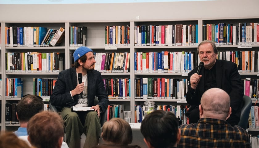 Powiększ obraz: <p>Chris Niedenthal podczas spotkania we Wrocławiu</p>