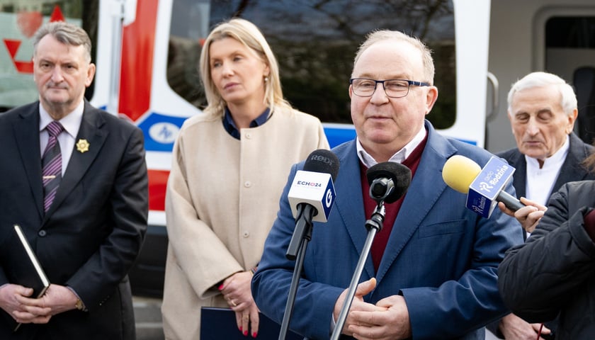 Powiększ obraz: <p>Włodzimierz Chlebosz: Dla Powiatu Wrocławskiego zdrowie i bezpieczeństwo mieszkańc&oacute;w są bardzo ważne</p>