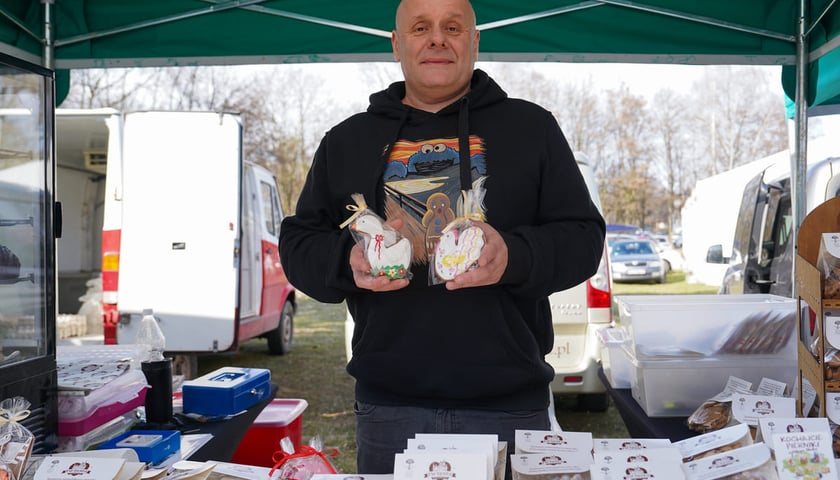 Powiększ obraz: Dolnośląski Targ Rolny przy ul. Zwycięskiej we Wrocławiu, 14.03.2026