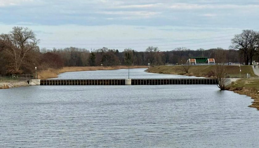 Zabytkowy Jaz Psie Pole