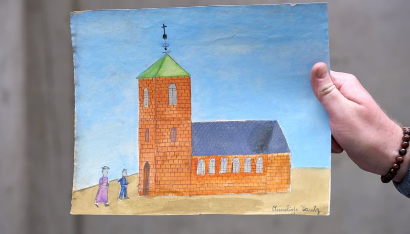 Powiększ obraz: Rysunek kościoła autorstwa Anneliese Tautz z Archiwum Archidiecezjalnego we Wrocławiu