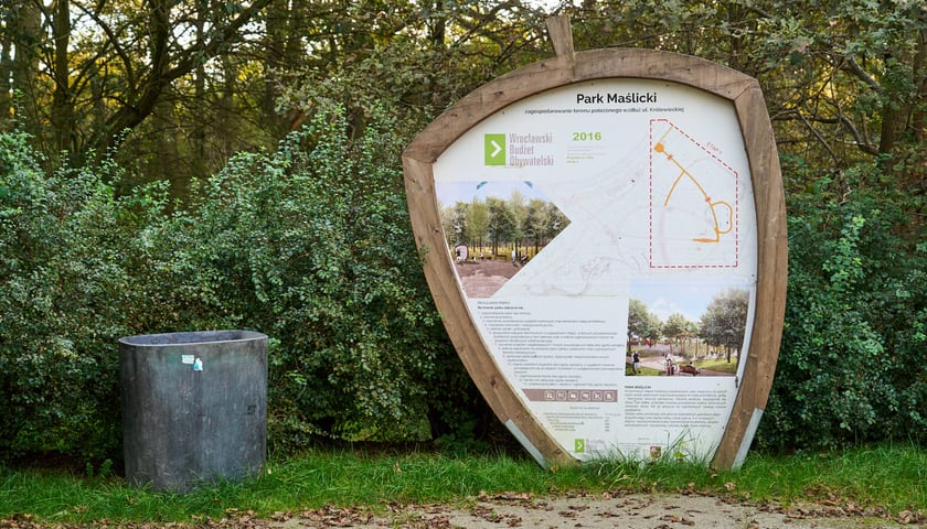 Powiększ obraz: Park Maślicki