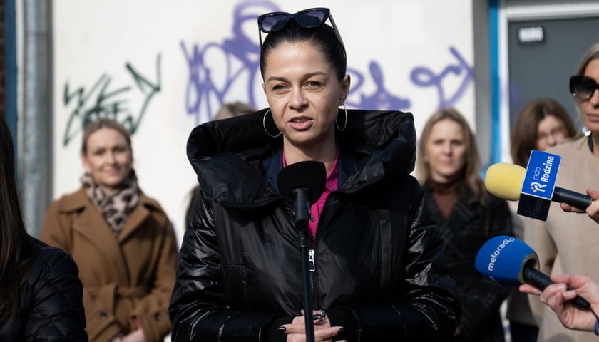 Powiększ obraz: <p>"Źr&oacute;dłem mowy nienawiści często są uprzedzenia i brak wiedzy" -&nbsp;Magdalena Wdowiak-Urbańczyk.</p>