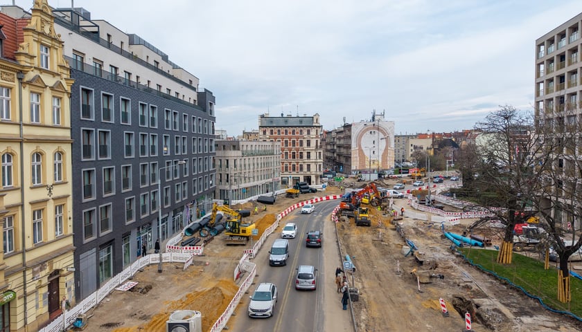 Powiększ obraz: Prace na budowie węzła przesiadkowego Drobnera-Dubois