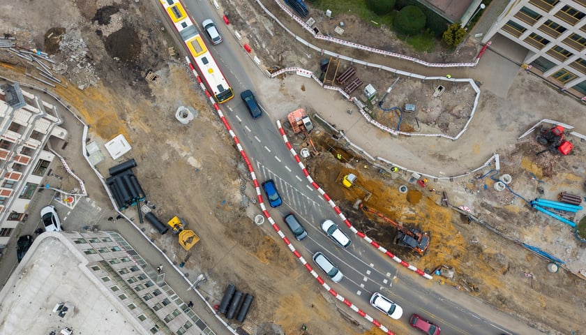 Powiększ obraz: Prace na budowie węzła przesiadkowego Drobnera-Dubois