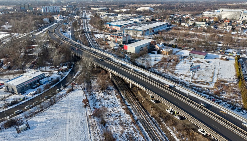 Powiększ obraz: Estakada na Alei Sobieskiego - zdjęcie ze stycznia tego roku