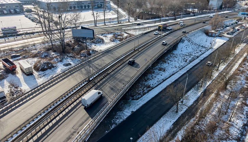 Powiększ obraz: Estakada na Alei Sobieskiego - zdjęcie ze stycznia tego roku