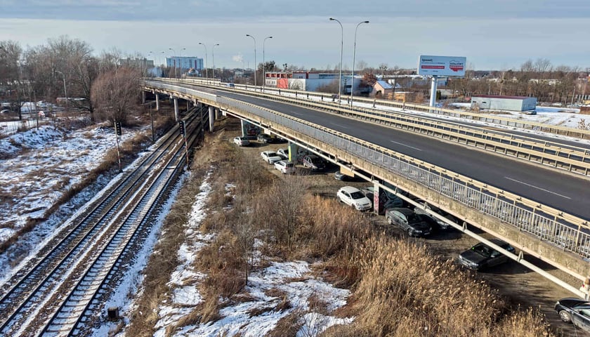 Powiększ obraz: Estakada na Alei Sobieskiego - zdjęcie ze stycznia tego roku