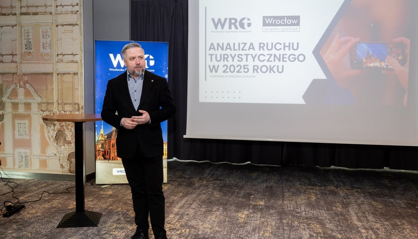 Powiększ obraz: Radosław Michalski, dyrektor Departamentu Marki Miasta Urzędu Miejskiego we Wrocławiu