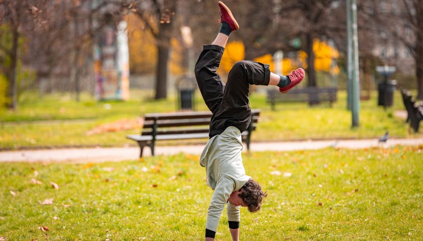 Powiększ obraz: <p>Będzie miejsce na miły, wiosenny spacer - niedziela wielkanocna stworzy do tego idealne warunki</p>