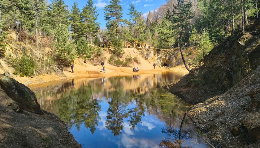 Kolorowe Jeziorka w Rudawach Janowickich