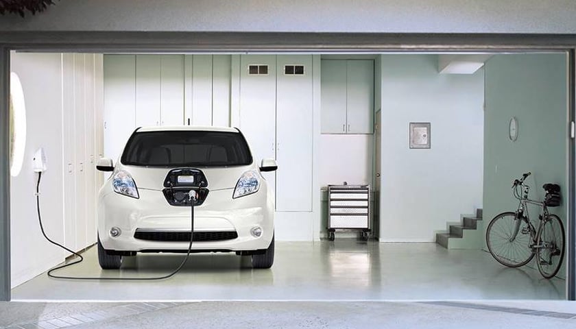 An agreement for an electric car rental