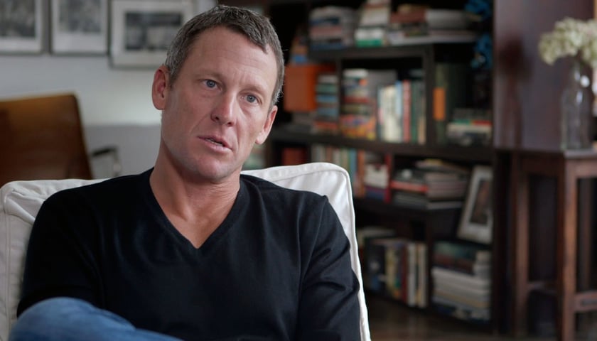 „Kłamstwa Armstronga” w DKF-ie