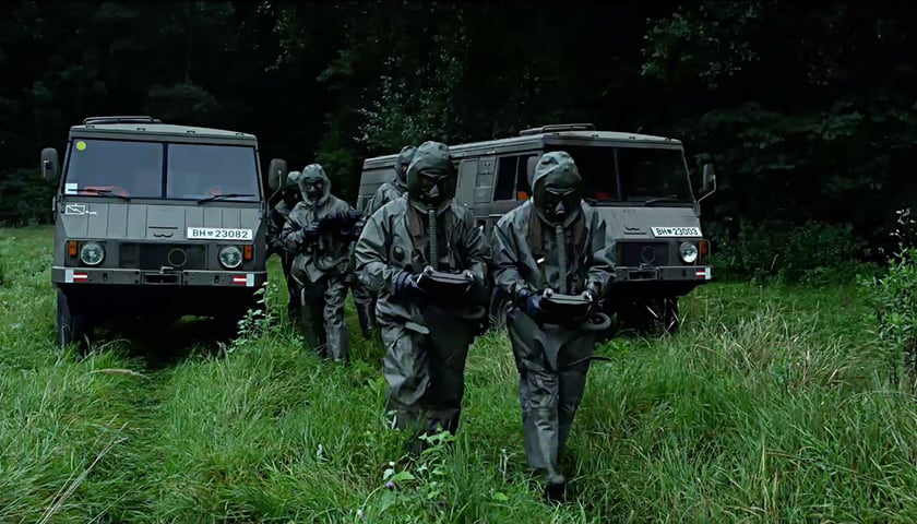 Docs Against Gravity w DCF-ie