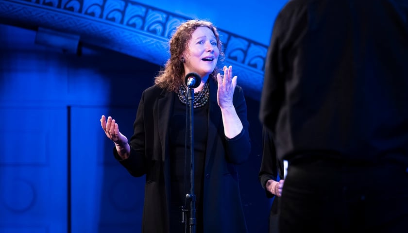 Natalia Polovynka - śpiewaczka, założycielka Lwowskiego Ośrodka Teatralnego „Słowo i Głos”.