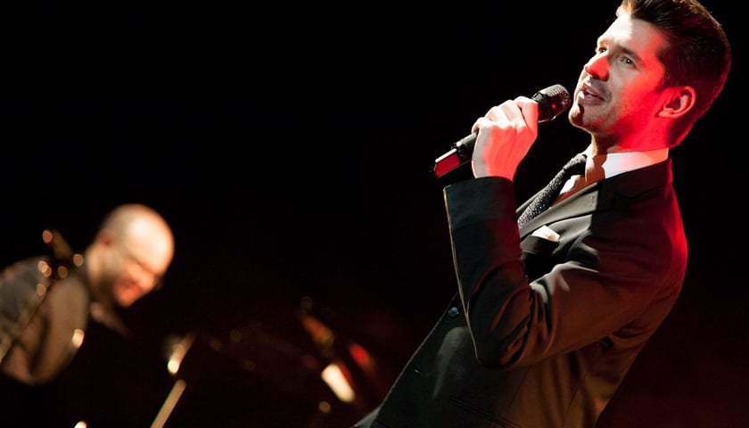 Matt Dusk wystąpił w Centrum Konferencyjnym Hali Stulecia 26 listopada.