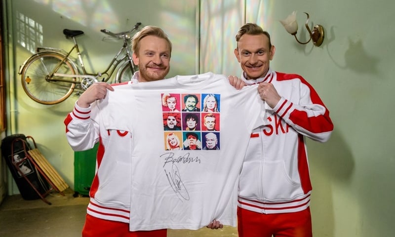 Bartosz Żukowski i Sebastian Mila na planie serialu "Świat według Kiepskich