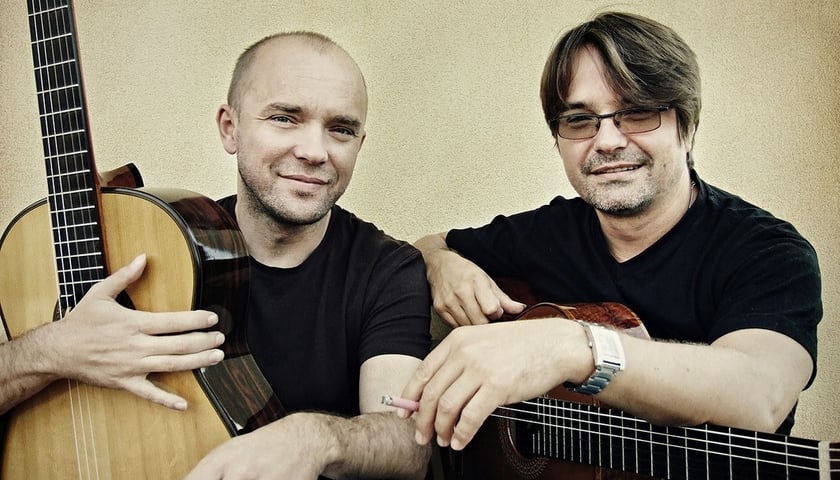 Krzysztof Pełech i Robert Horna w cyklu Podróże po strunach