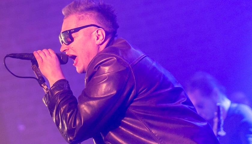 T.Love na żywo: 20 lat „Prymitywu”