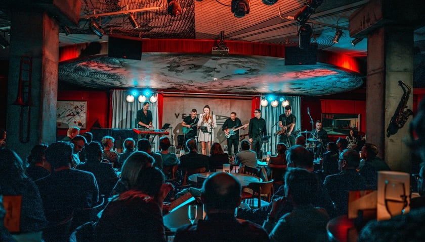 Koncert w Vertigo, zdjęcie ilustracyjne