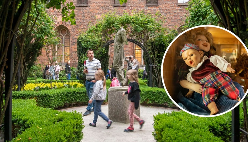 Na dużym zdjęciu dzieci w Muzeum Architektury we Wrocławiu, na małym zdjęciu lalki, jakich używają aktorzy