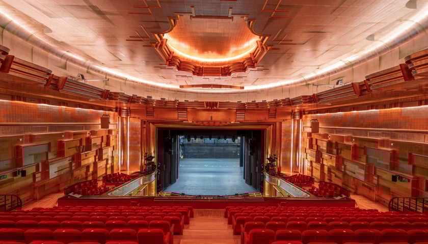 Na zdjęciu Duża Scena we Wrocławskim Teatrze Capitol