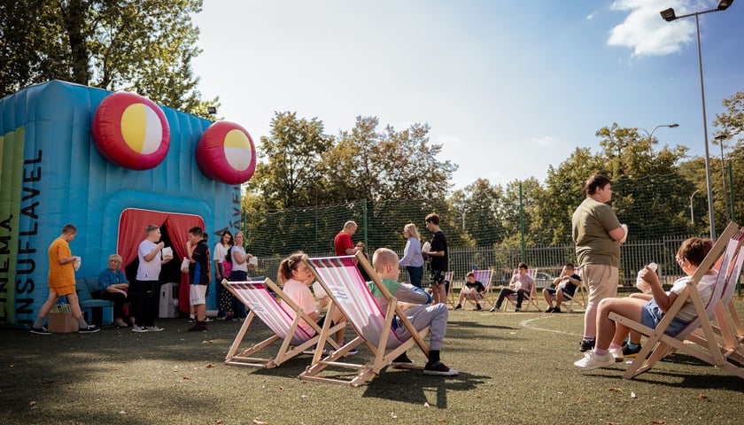 Kino dmuchane, zdjęcie archiwalne