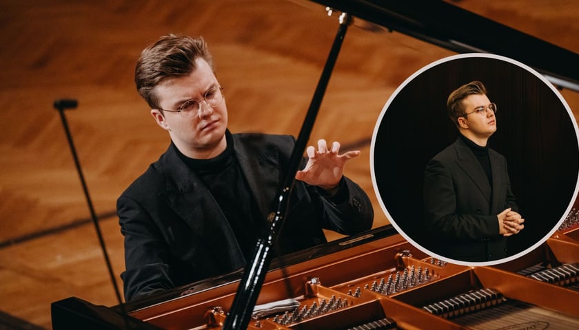Na dużym, zdjęciu Piotr Alexewicz grający w III etapie Konkursu Chopinowskiego, na małym zdjęciu Piotr Alexewicz przed występem