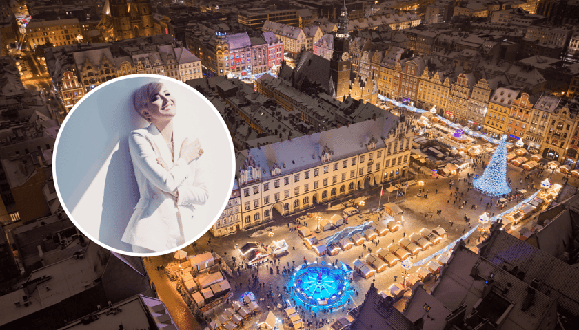 Rynek widziany z drona, Jarmark Bożonarodzeniowy wieczorem, rozświetlona choinka, w kółku zdjęcie Magdy Steczkowskiej