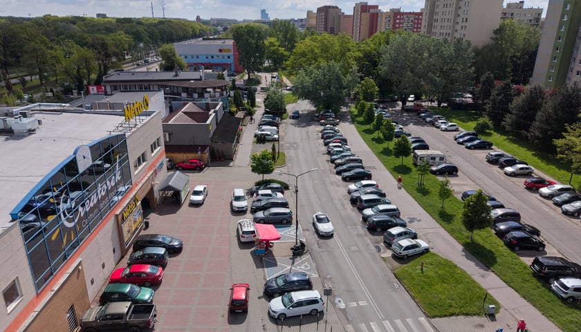 Na zdjęciu ulica Szybowcowa, kt&oacute;ra będzie remontowana w programie Wrocław na Dobrej Drodze